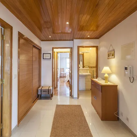 Flh Family Flat With Balcony * パレーデ