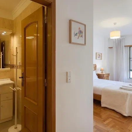 Apartment Flh Family Flat With Balcony *