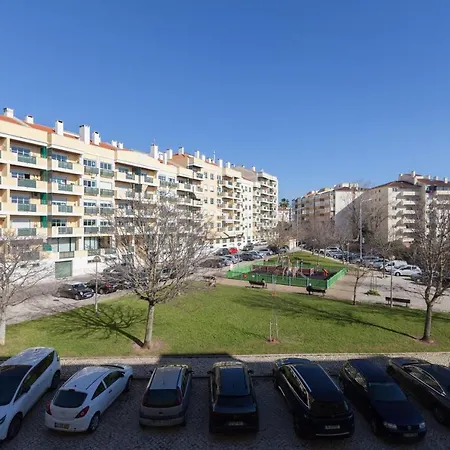 Lägenhet Flh Family Flat With Balcony *