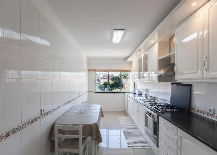 Flh Family Flat With Balcony * Пареде
